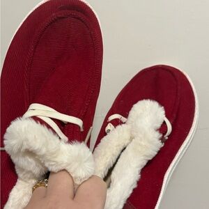 Abercrombie & Fitch Red and White Fur-Lined Sneakers size 40